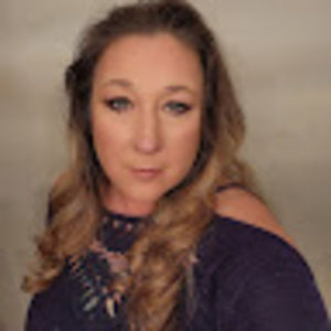 Meet your Posher, Michele